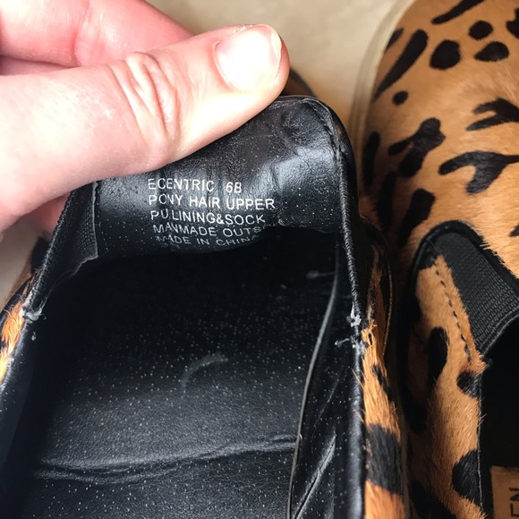 Steve Madden Ecentric Leopard Pony Fur Flats 6 - Picture 7 of 7